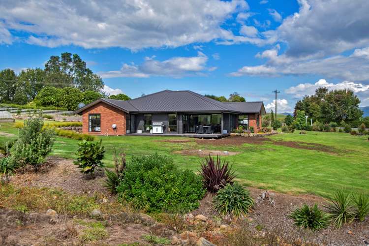 36 Springs Road Poroti_15