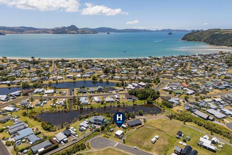 24 Oliver Leighs Drive Cooks Beach_3