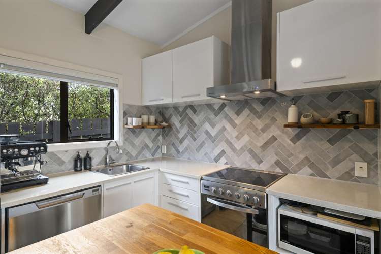 48 Rua Road Glen Eden_7