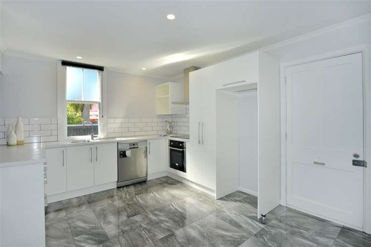 494 Worcester Street Linwood_5