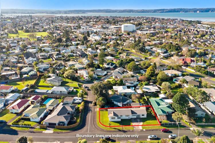 7 Montmere Avenue Te Atatu Peninsula_12