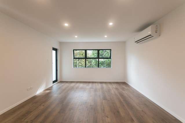 9/46 Mount Smart Road 10051_3