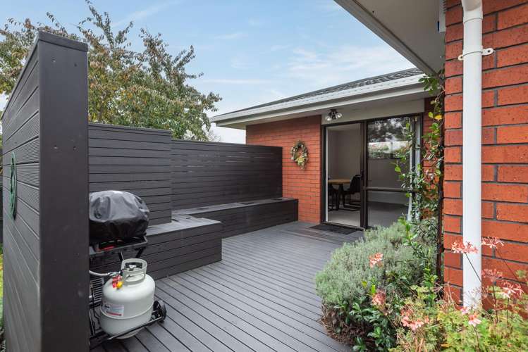 18 Lowry Avenue Redwood_9