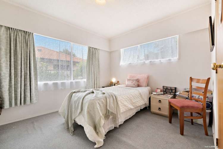 2/23 Cameron Street Papakura_6