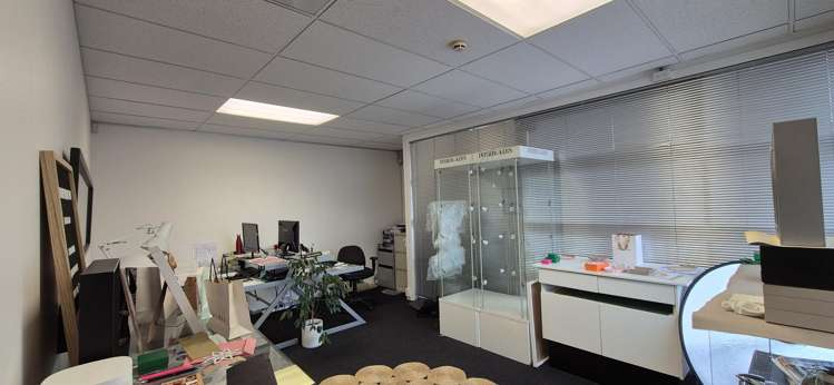 11 Leslie Hills Drive Riccarton_4