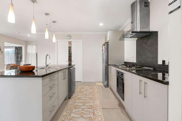9A + 9B Foxbury Court Rototuna North_4