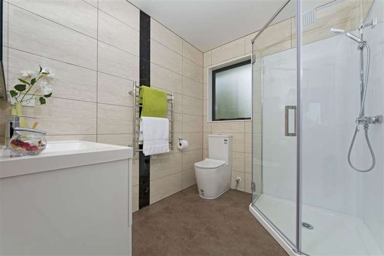 6 Ti Kouka Place Te Atatu Peninsula_18