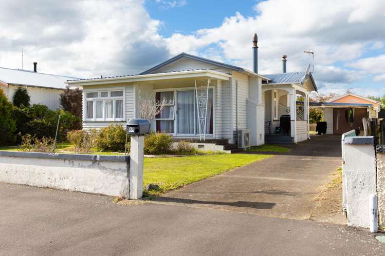 69 Gordon Street Dannevirke_19