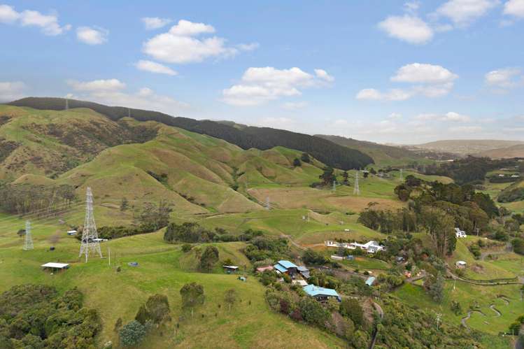 316 Takapu Road Takapu Valley_34