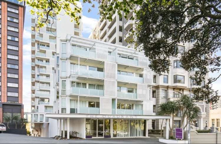 1904/10 Waterloo Quadrant 10015_10