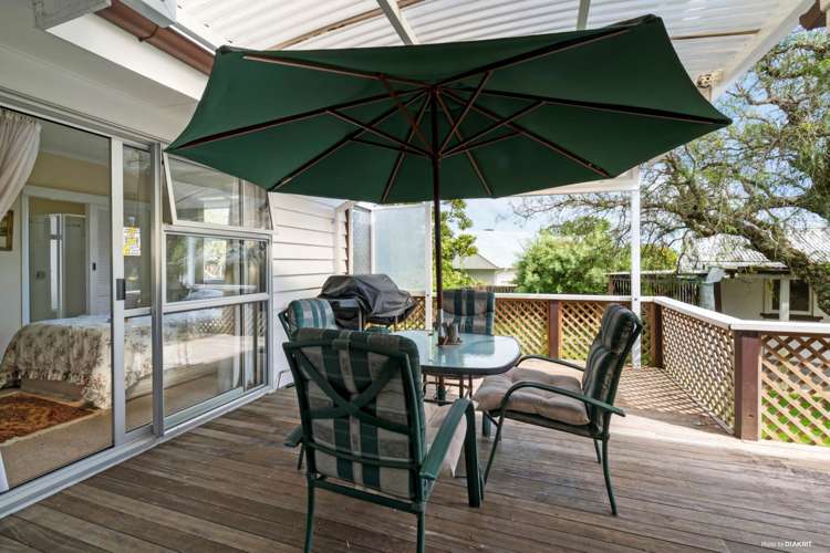 30 Hutchinsons Road Bucklands Beach_17