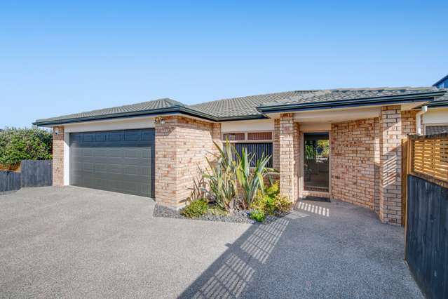 48 Chesterfield Way Orewa_4