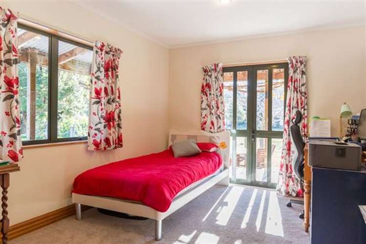 72a Eighty Eight Valley Road Wakefield_15