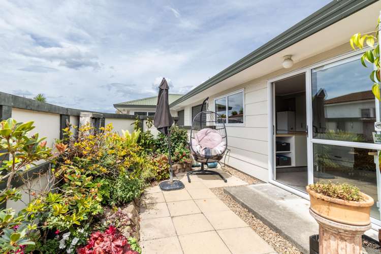 1/84 King Street Taradale_14