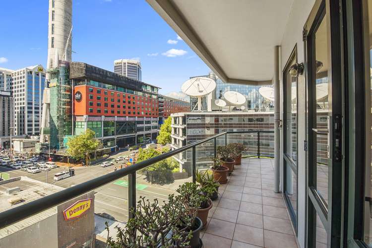 8d/117 Victoria Street Auckland Central_13