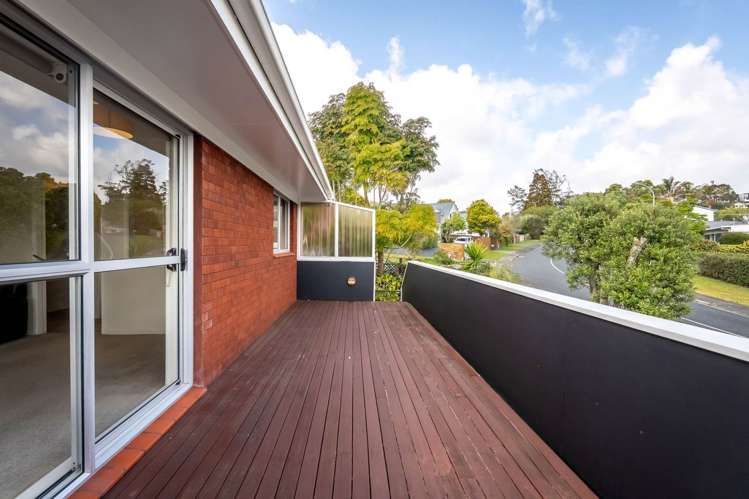 1/36 Halberg Street Glenfield_2