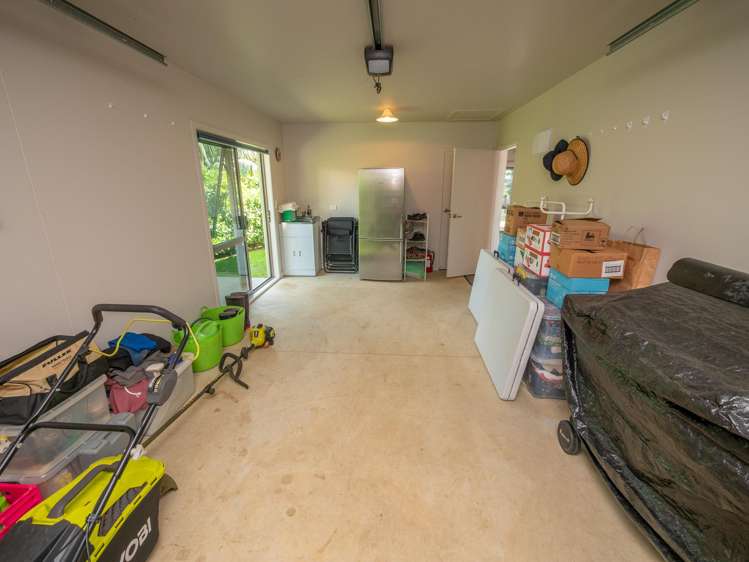 16 Pohutukawa Drive Coopers Beach_24