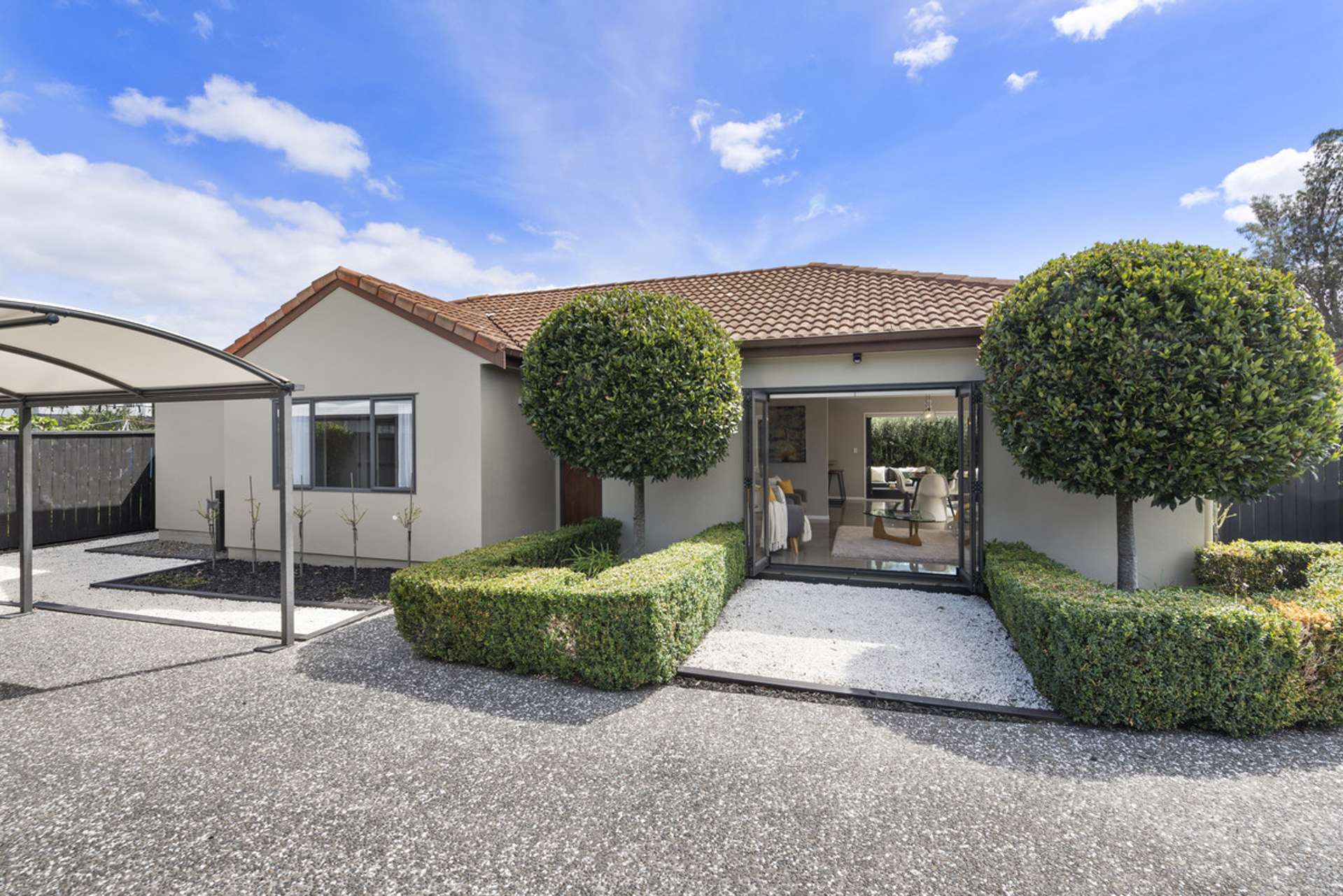 19b Beach Road Te Atatu Peninsula_0