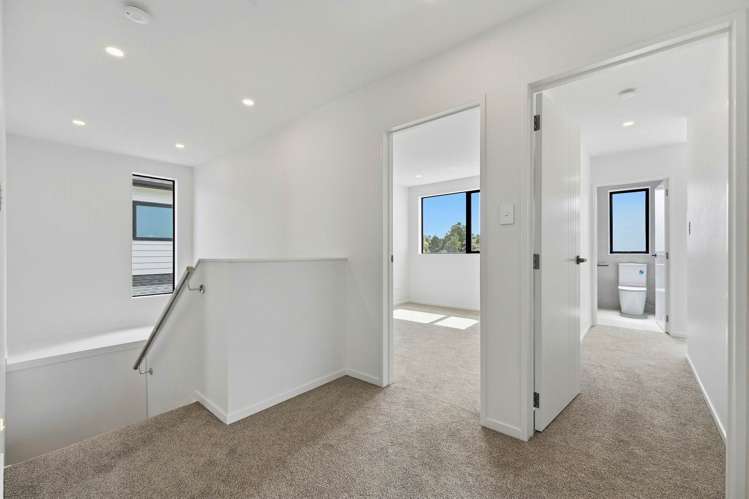 2A Breeze Lane Silverdale_10