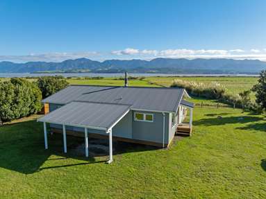 103 Lake Ferry Road_2