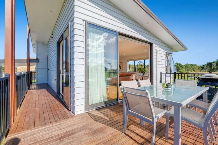 30 Aitkenhead Court Parakai_27