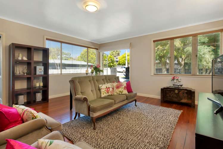 35 Wright Road Point Chevalier_7