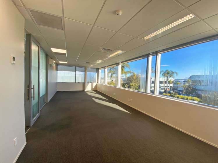 Unit E2/59 Apollo Drive Rosedale_3