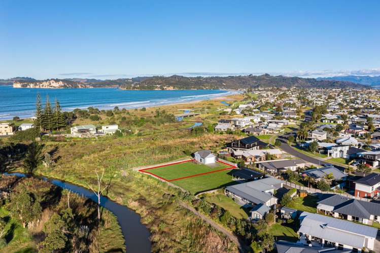 305 Cook Drive Whitianga_21