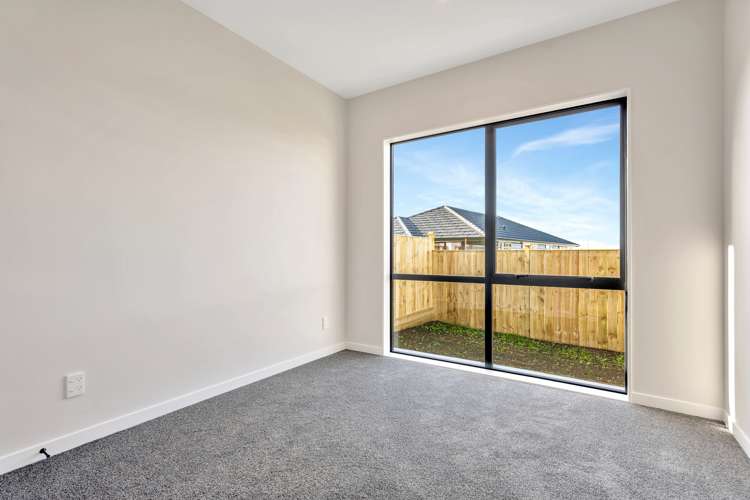 10 Korowhiti Road Clarks Beach_6