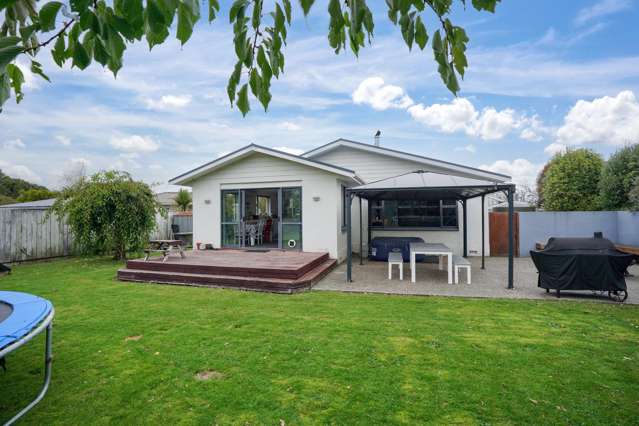 Elegantly Styled, Family Home, Otatara Location