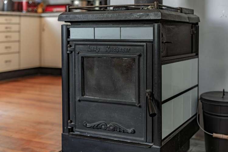 61 Hilton Road Carterton_8