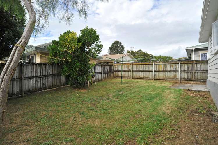 24 Churchill Avenue Manurewa_6