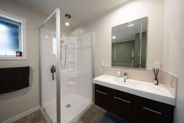 22 Hamilton Avenue Winton_14