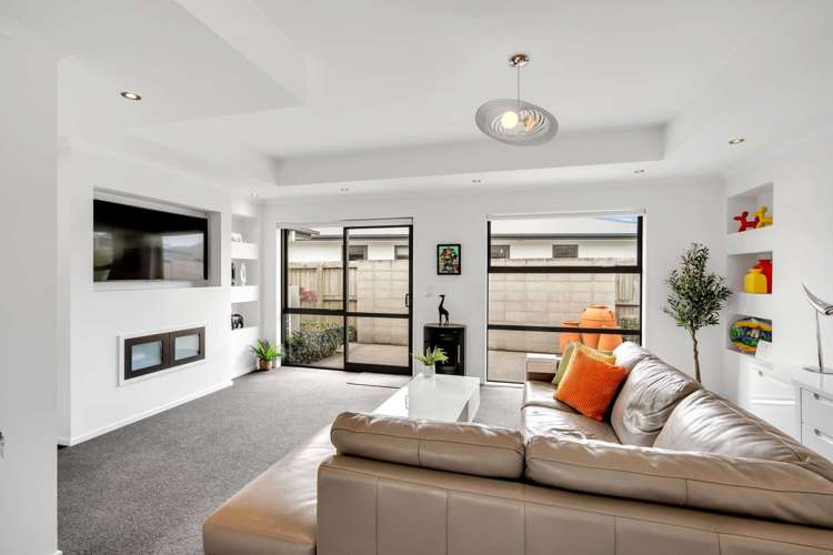 29 Araucana Way Burwood_18