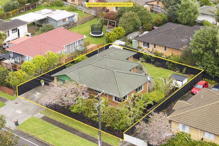 51 Crawford Avenue Mangere Bridge_24