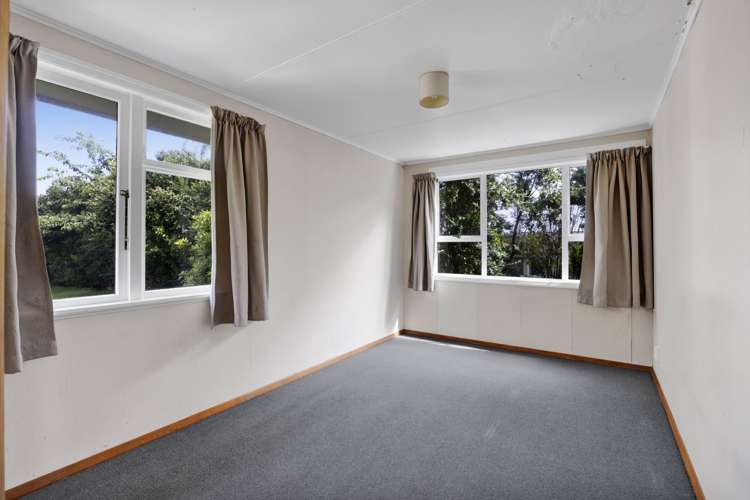 97 Brecon Road Stratford_11