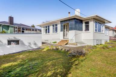 37 Swansea Road_1