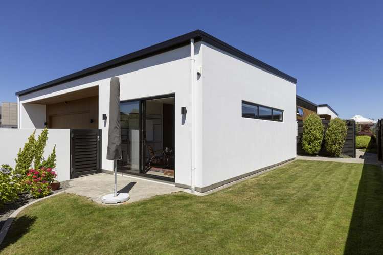 10 Kurapoto Lane Rainbow Point_20