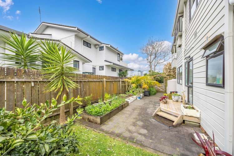 8 Ander Place Takapuna_12