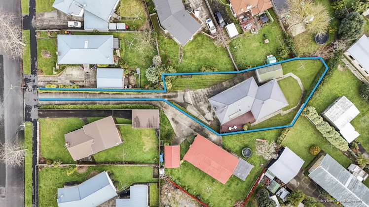 31 Garden Heights Avenue Glenview_25