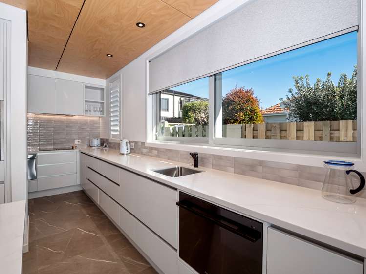 66 Oceanview Road Mount Maunganui_9