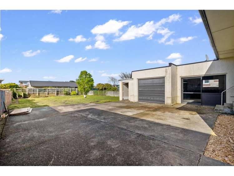 583 Tay Street Hawthorndale_17