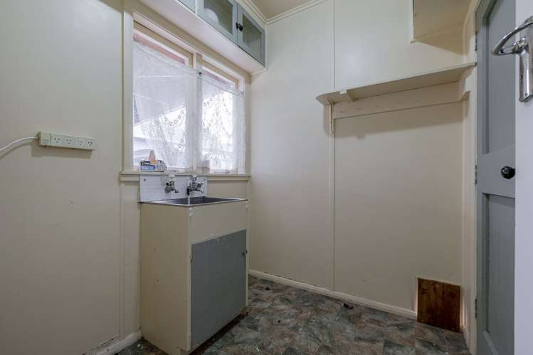 51 and 51A Moa Street Taihape_14