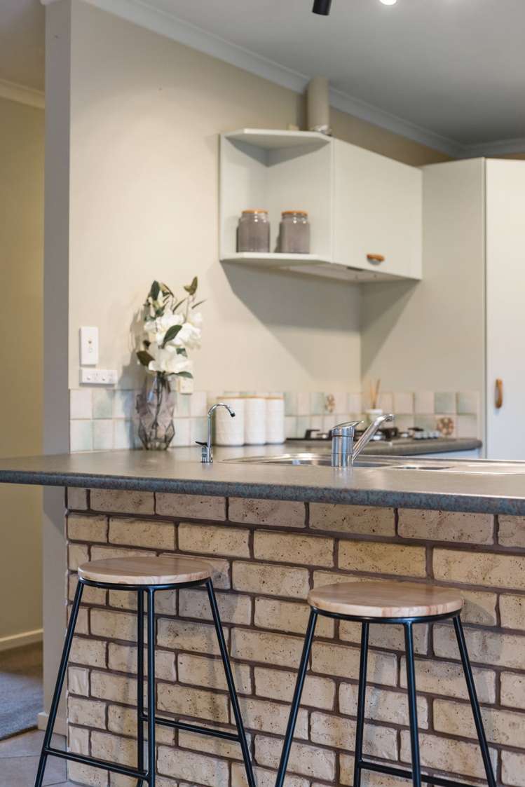 15 Moreland Avenue Pukete_6