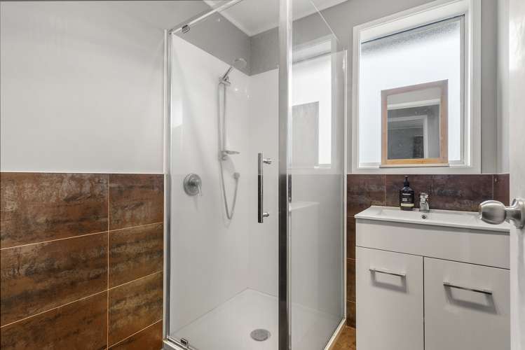 42 Wickman Way Mangere East_15