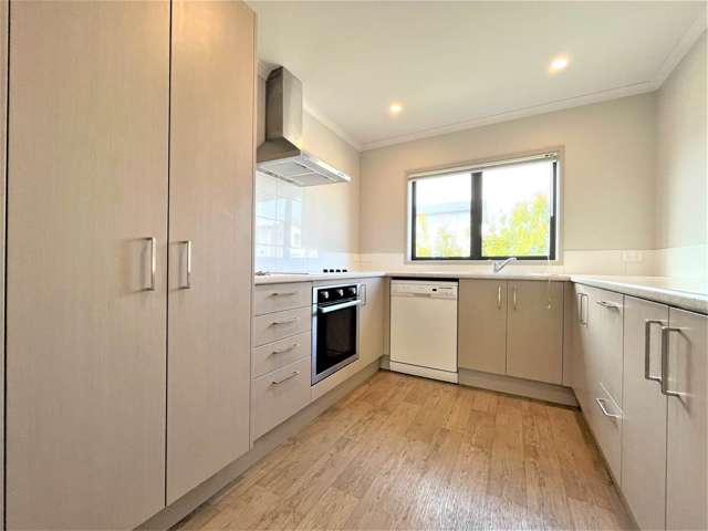 16 Ipukarea Street Weymouth_1