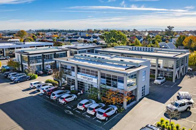 15 Leslie Hills Drive Riccarton_1