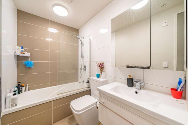 104/80 Riddiford Street Newtown_9