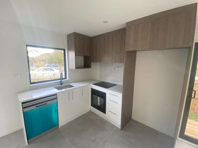 2/67 Beeston Crescent 10686_2