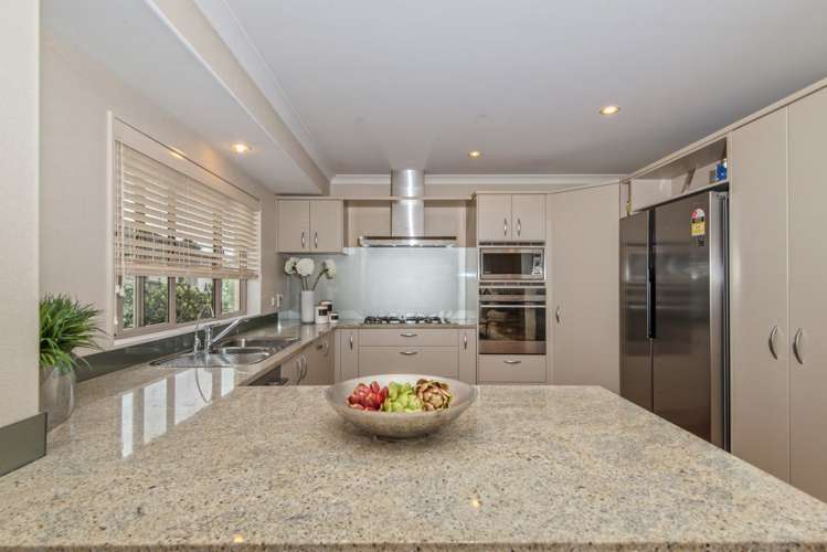 29 Pin Oak Drive Schnapper Rock_10